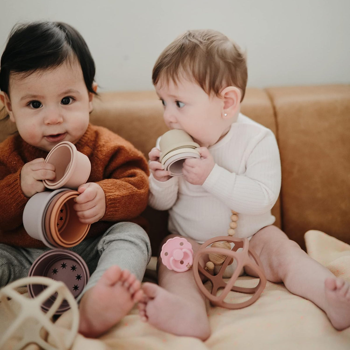mushie Silicone Baby Teether Ball Toy (Woodchuck)